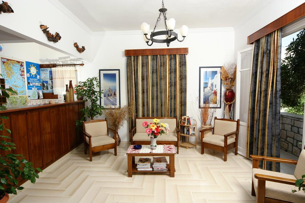 Anna Platanou Hotel ปาริเกีย ภายนอก รูปภาพ