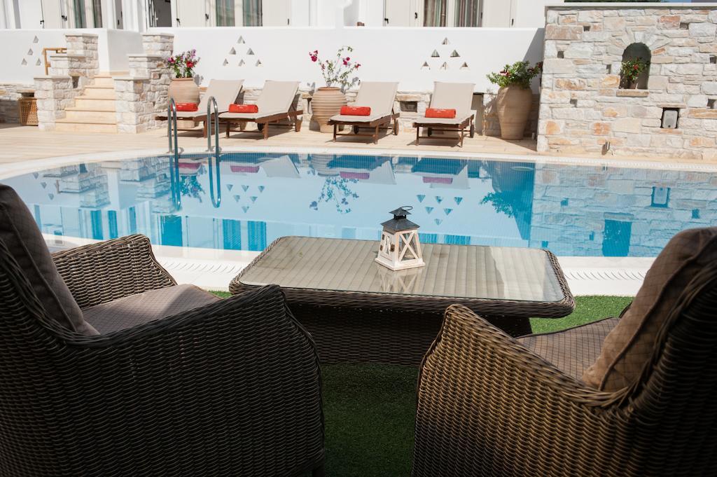 Anna Platanou Hotel ปาริเกีย ภายนอก รูปภาพ
